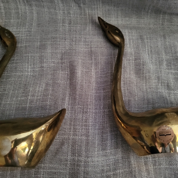 Vintage Brass Swan Figurine Set of 3 2 large 1 small northcraft - Picture 9 of 9